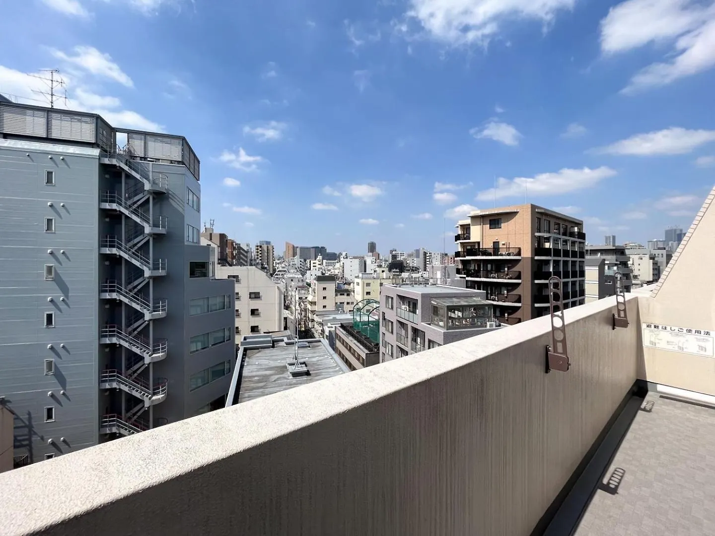 東京都Crest Court Kagurazakaアパートメント