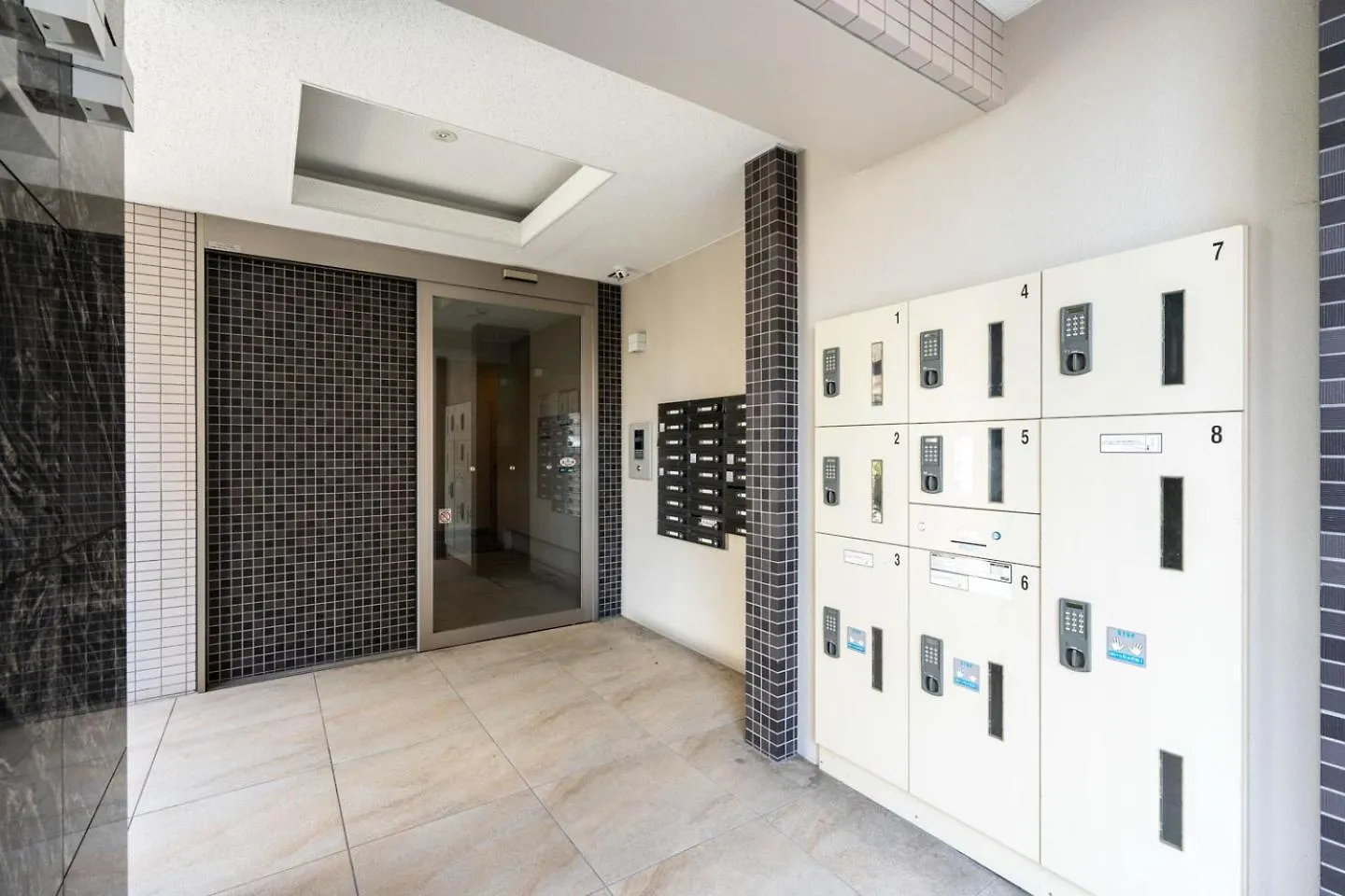 Crest Court Kagurazaka Apartment Tokyo